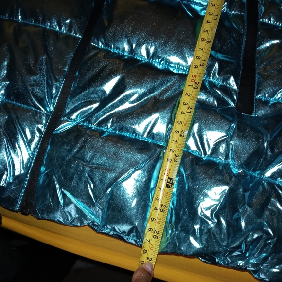 💃Metallic Puffer Coat💃 - Picture 4 of 4